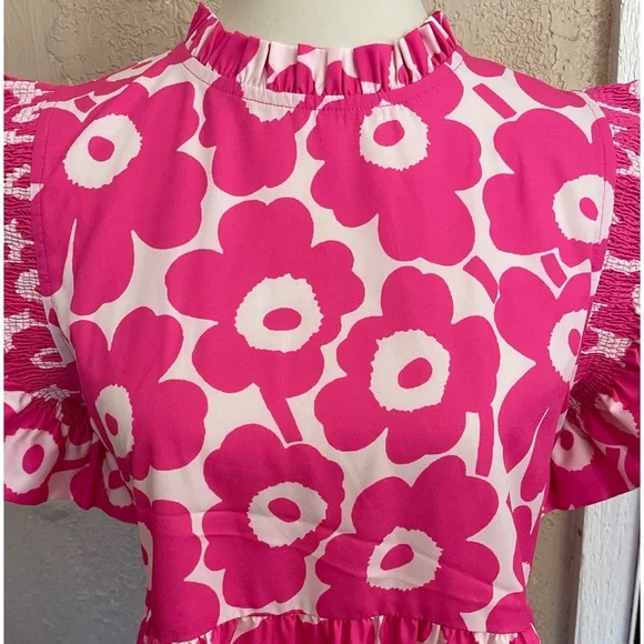 Pretty Flower Top - Picture 2 of 5